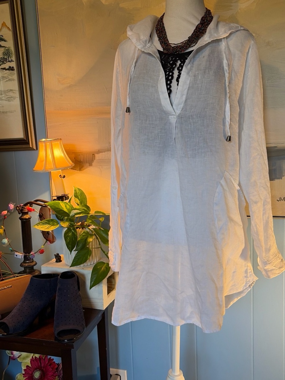 For Cynthia White Hooded Lightweight Tunic